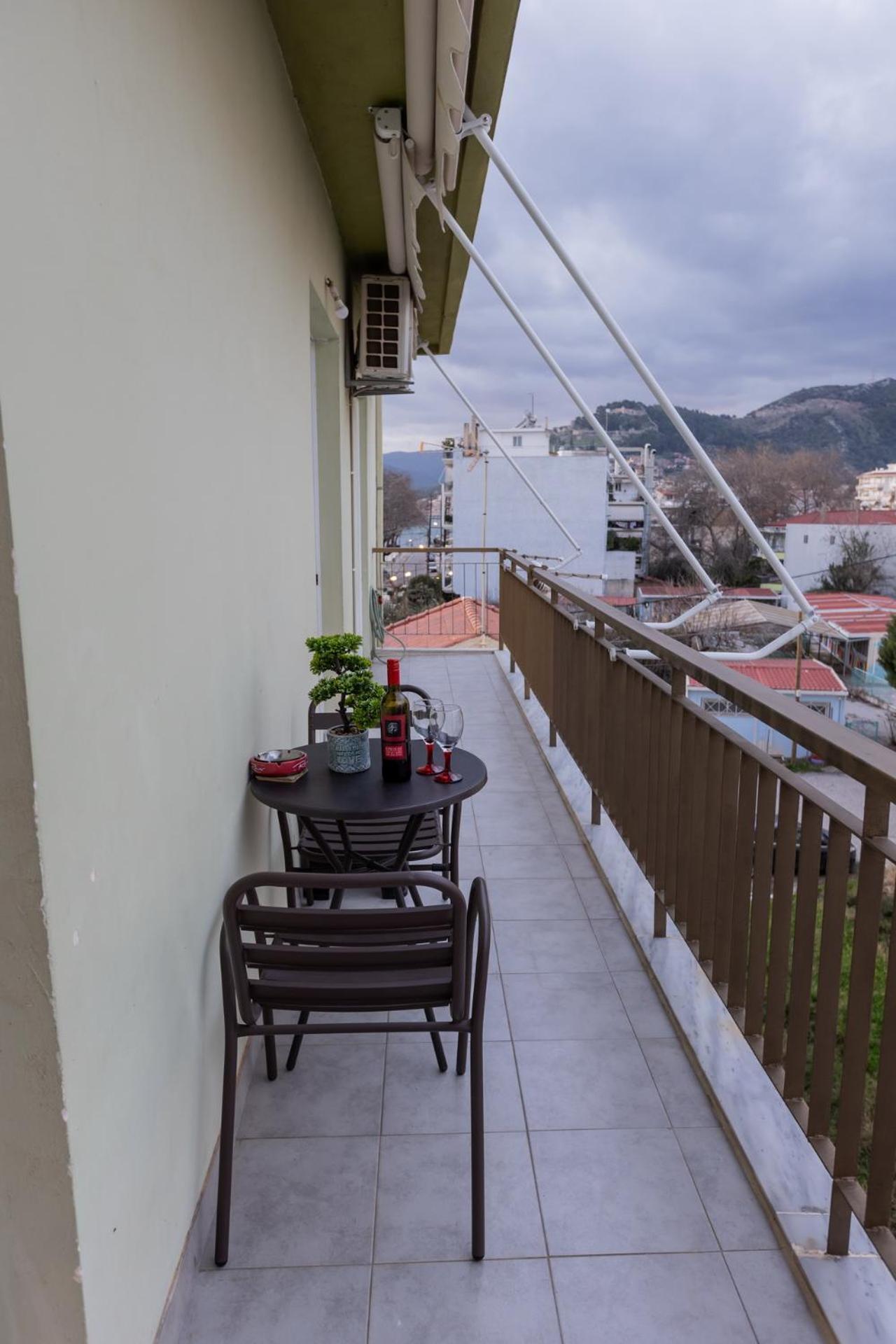 Τριάρι Διαμέρισμα 2Ο Ορόφου Nafpaktos Exterior photo